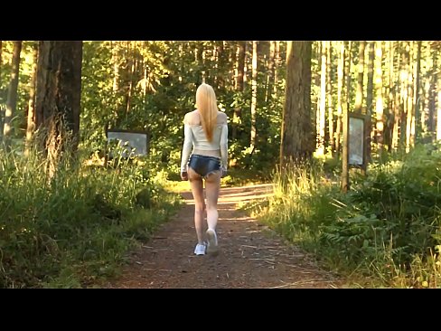 ❤️ Kaunis nainen liikkuu hitaasti, ei alaston video ❤❌ Laadukas seksi at us ❤
